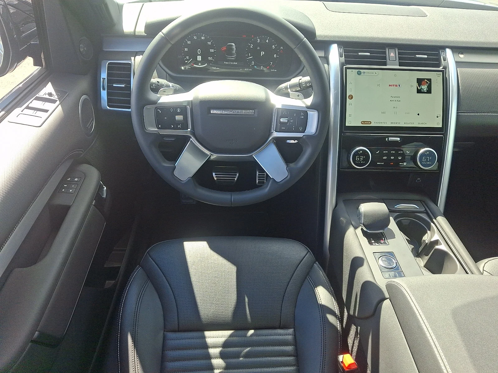 Used 2025 Gray Land Rover Dynamic SE image 24