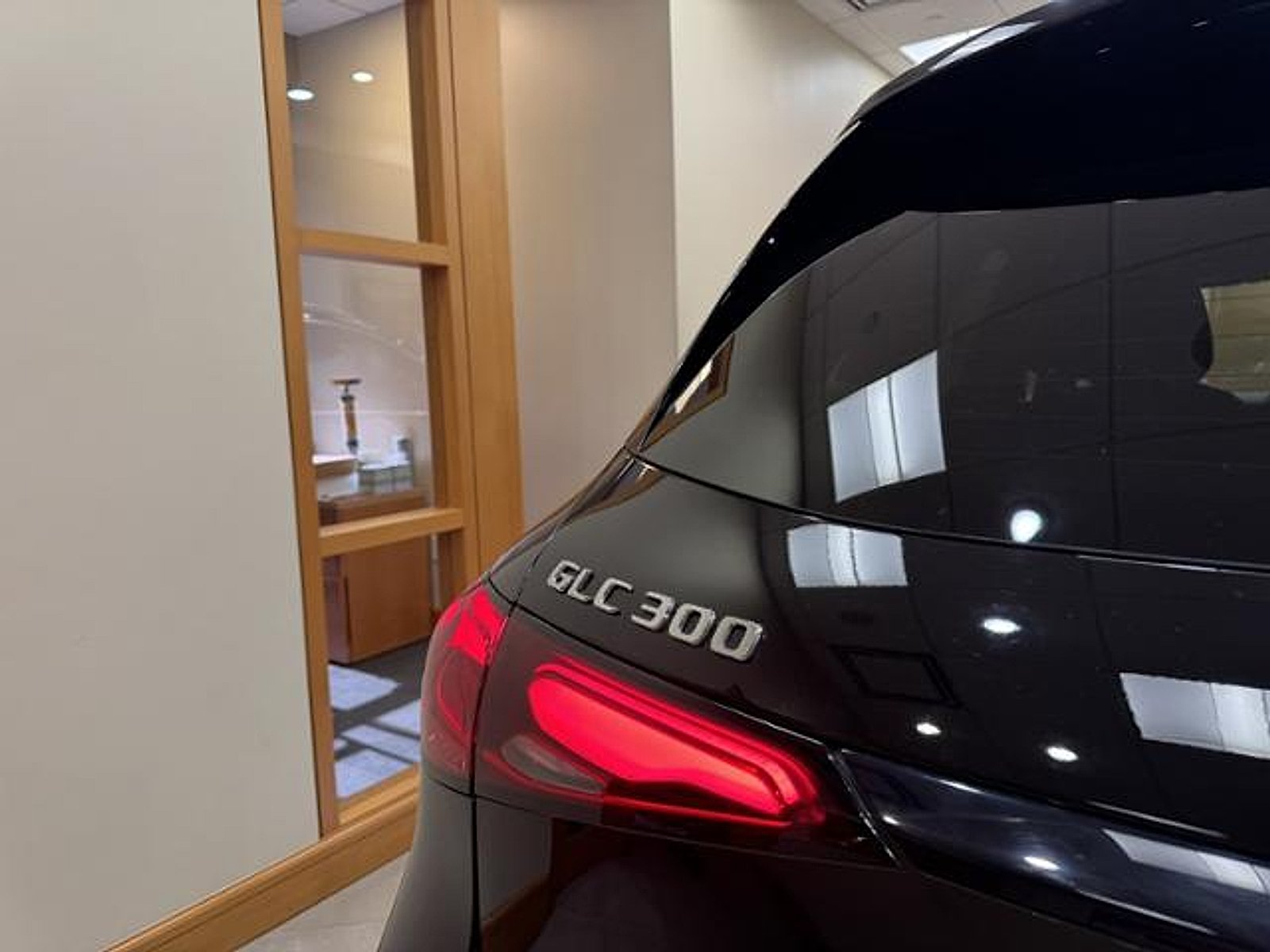Certified Used 2025 Black Mercedes-Benz SUV image 6
