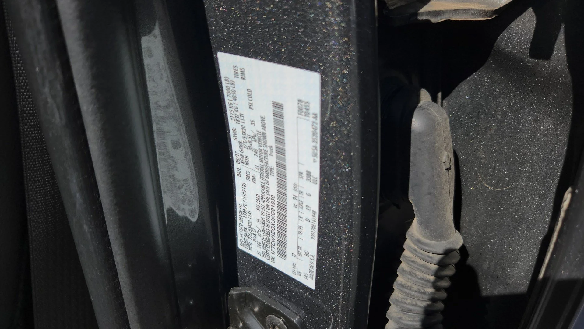 Certified Used 2018 Magnetic Ford LARIAT image 15