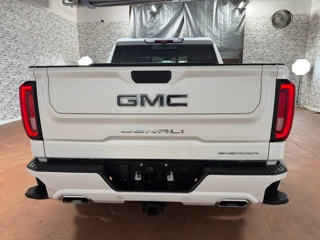 Used 2024 White Frost Tricoat GMC Denali Ultimate image 6