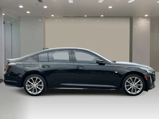 Used 2020 Black Cadillac Sport image 6