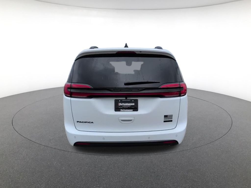 New 2027 Bright White Clear-Coat Exterior Paint Chrysler  image 6