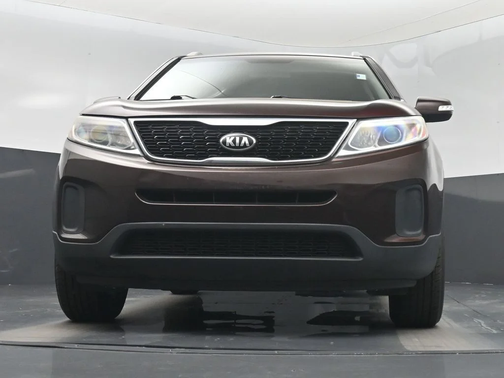 Used 2015 Red Kia LX image 31
