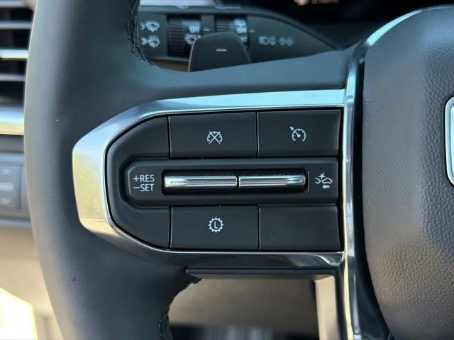 Used 2026 Summit White GMC Elevation image 25