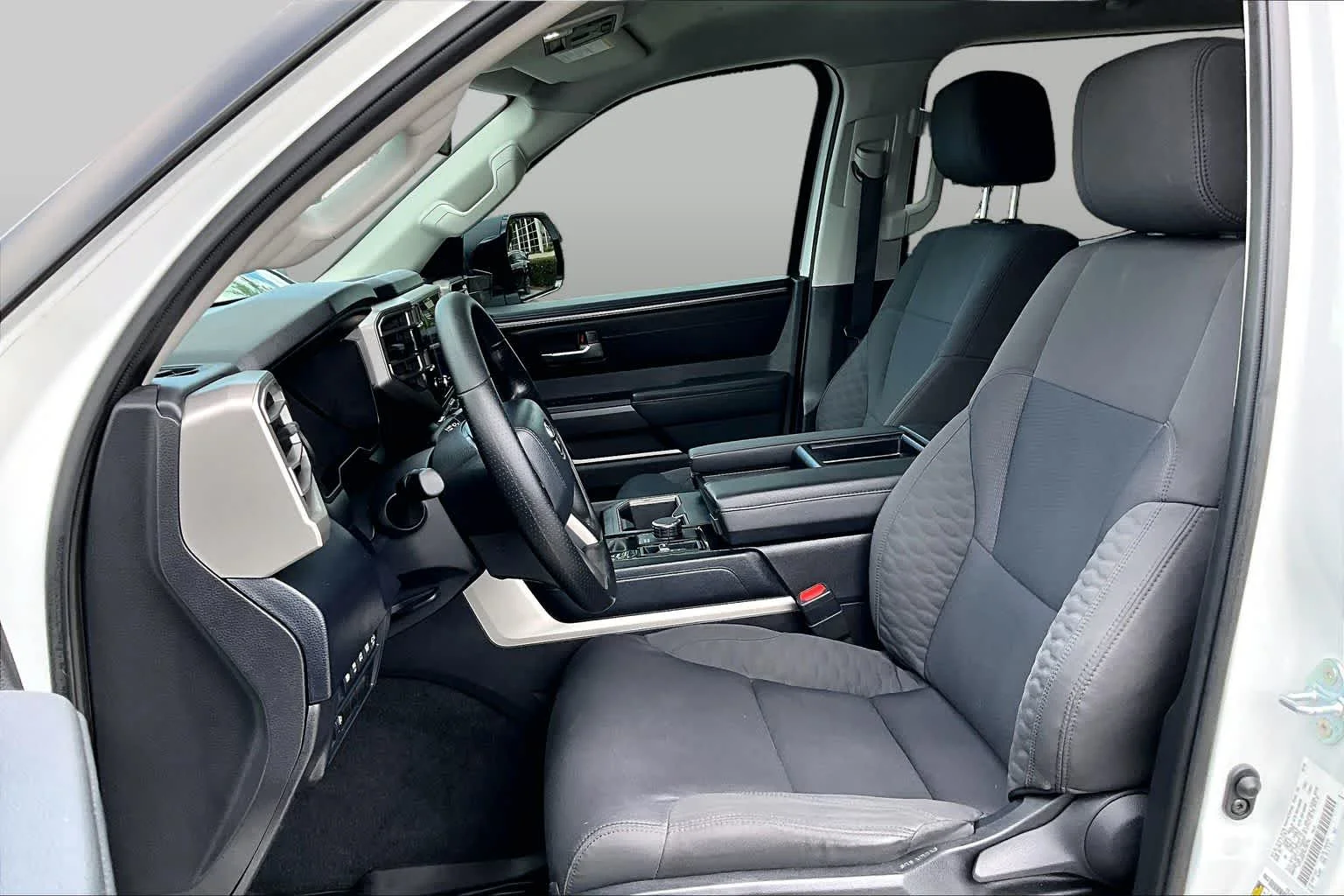Used 2024 Ice Cap Toyota SR5 image 8