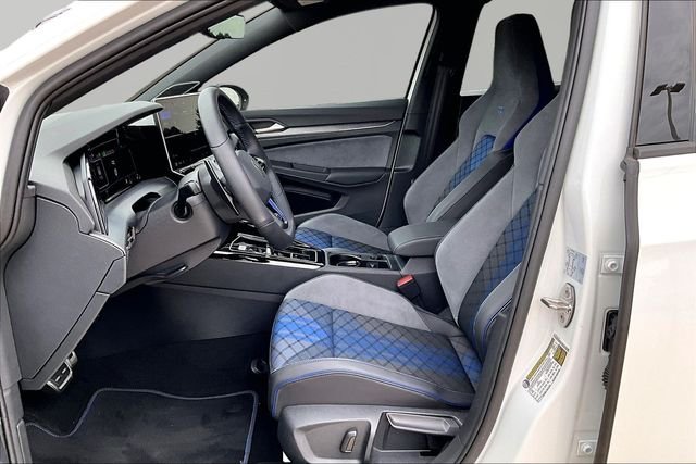 Used 2025 White Volkswagen 2.0T image 27
