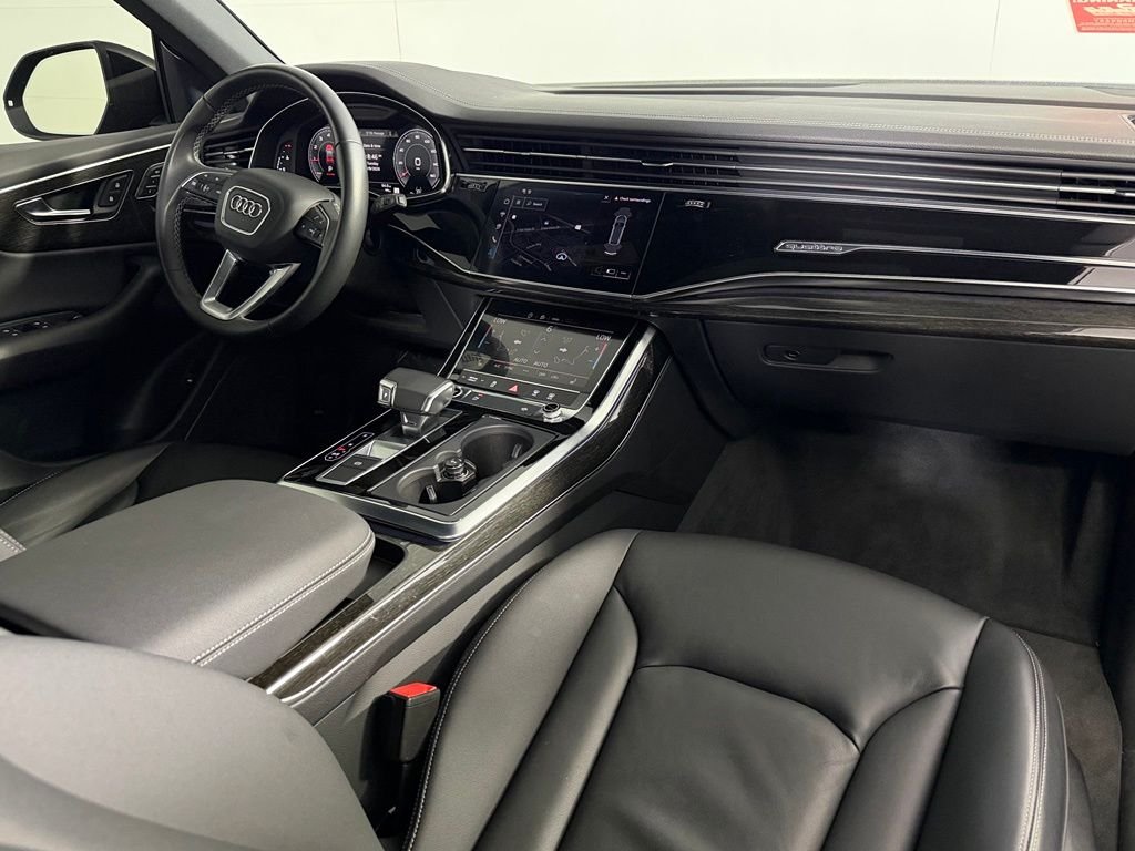Used 2025 Black Metallic Audi 55 Premium quattro image 16