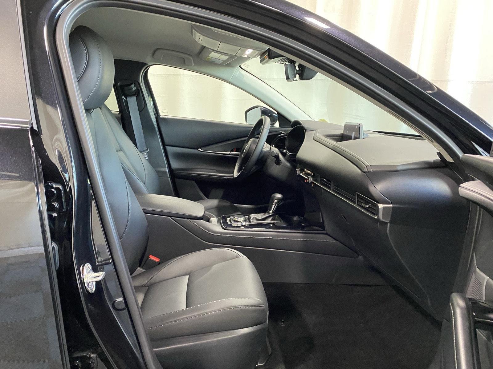New 2025 Jet Black Mica Mazda 2.5 S Select Sport AWD image 11