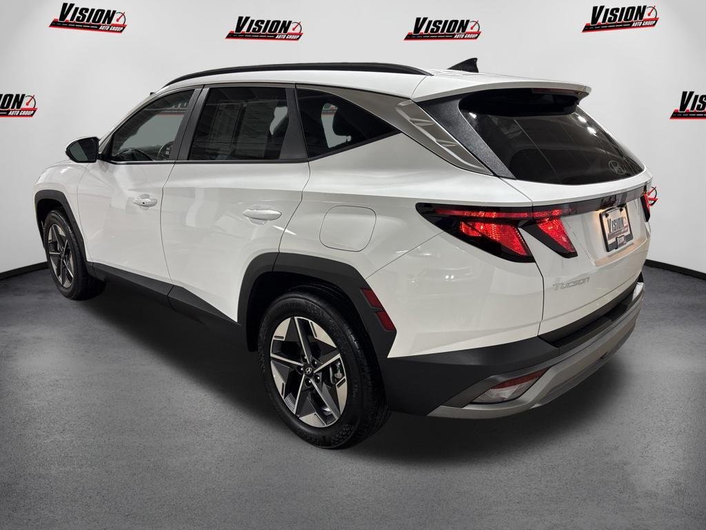 New 2026 White Hyundai SEL AWD image 7