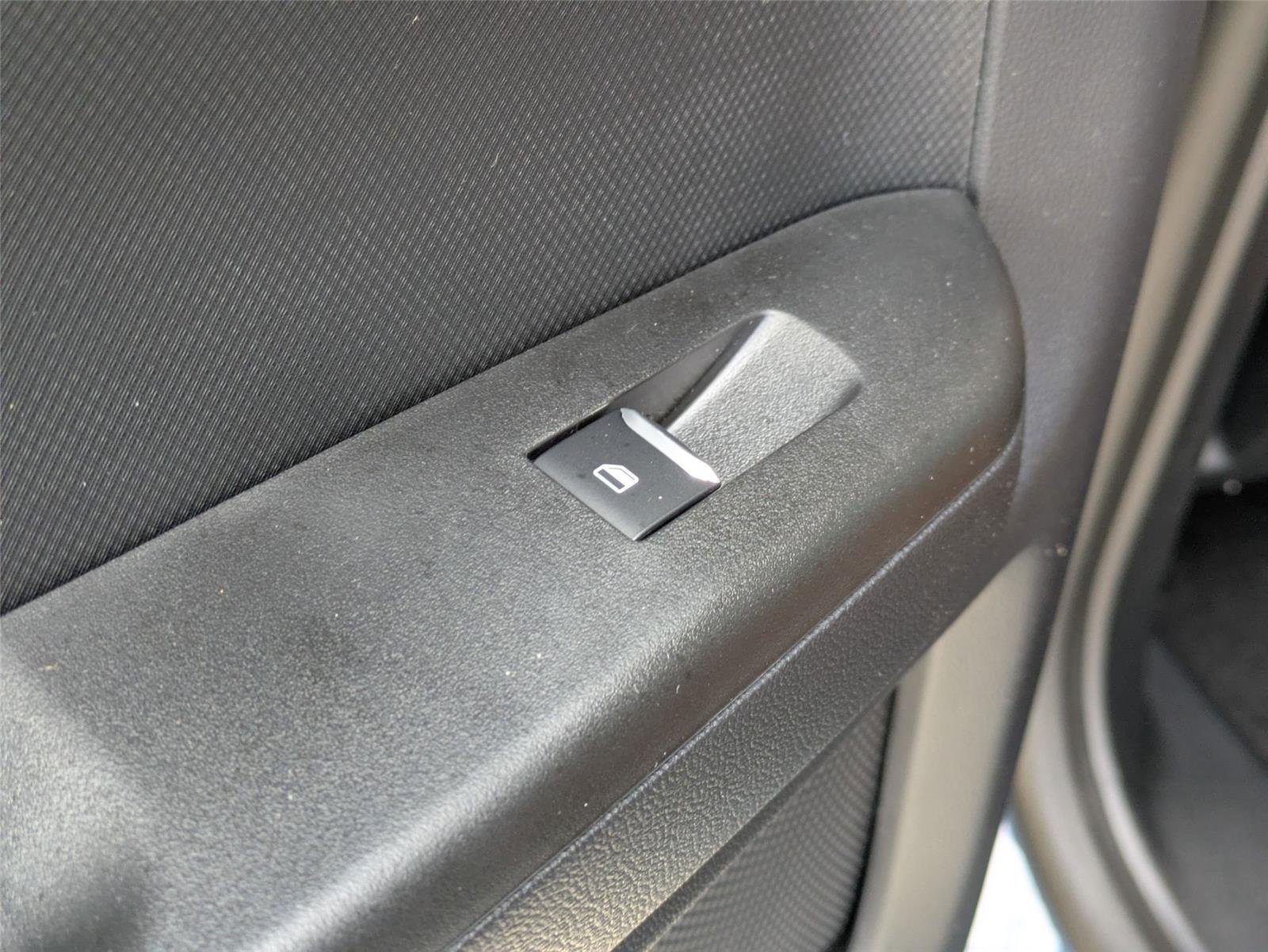 New 2025 Azure Gray Metallic Tri-Coat Ford Outer Banks® image 32