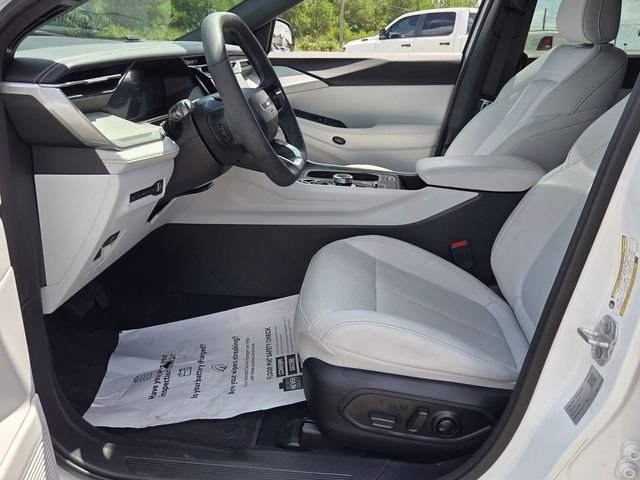Used 2026 White Jeep Limited image 5