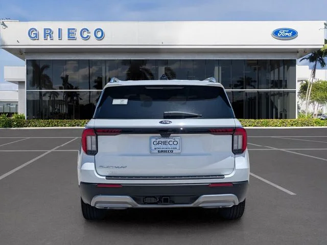 New 2026 Star White Metallic Tri-Coat Ford Platinum™ image 4