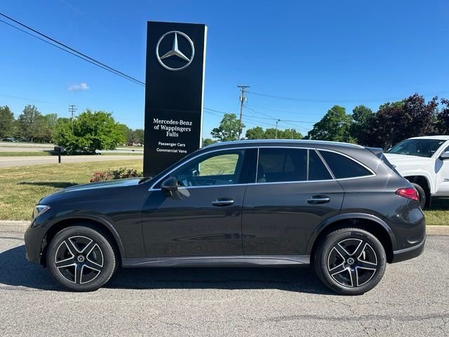 New 2026 Graphite Grey Metallic Mercedes-Benz GLC 300 image 2