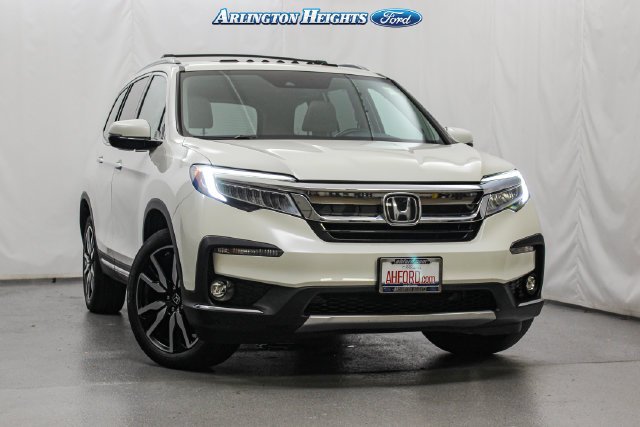 Used 2019 White Honda Touring image 1
