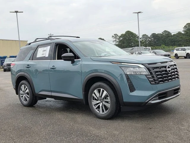 New 2026 Baltic Teal Pearl Nissan SL image 5