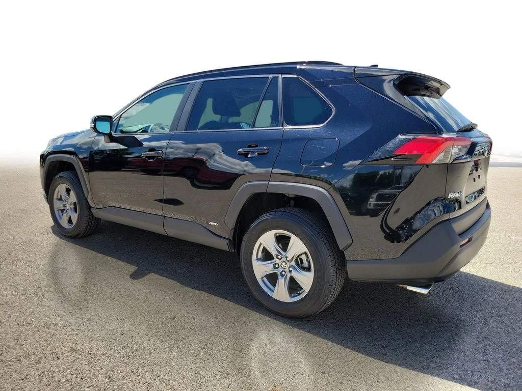 Used 2024 Black Toyota XLE image 3
