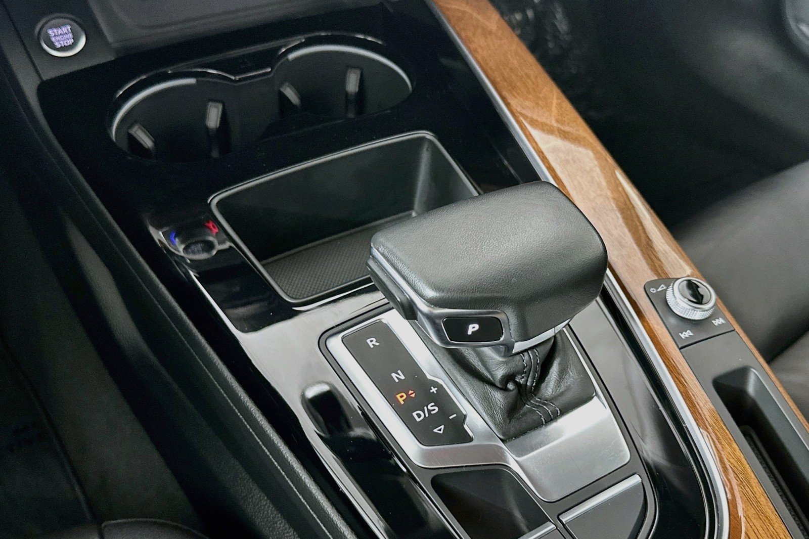 Used 2023 Manhattan Gray Metallic Audi Premium image 7