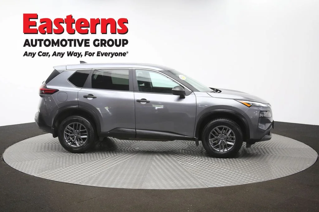 Used 2023 Gray Nissan S image 45