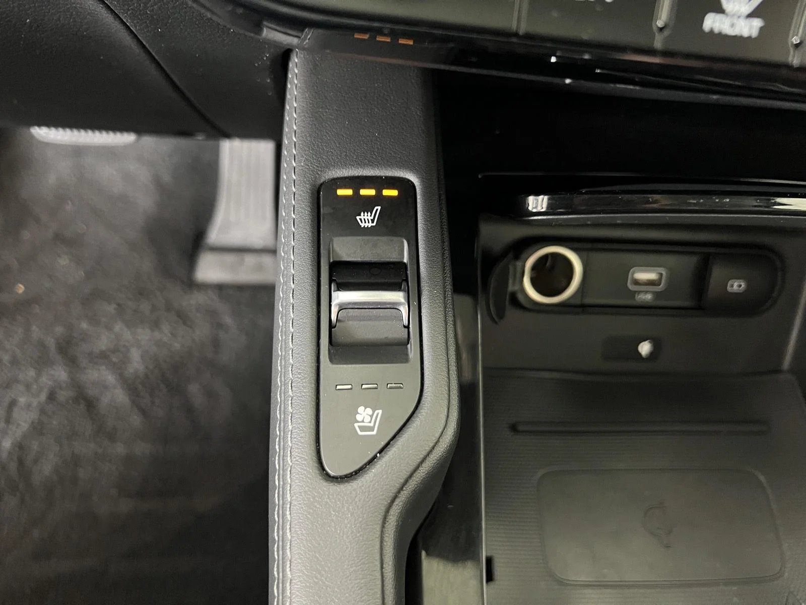 Used 2022 Ebony Black Kia EX image 23