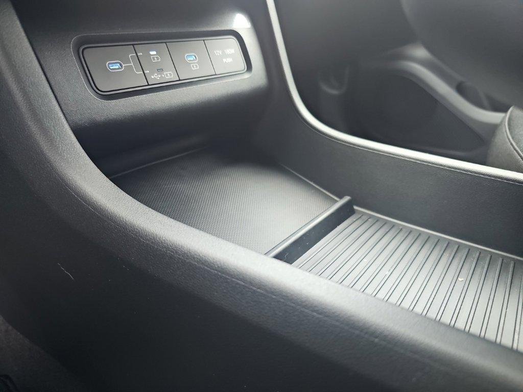 New 2026 White Hyundai SEL AWD image 24