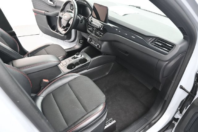 Used 2025 Silver Metallic Ford ST-Line image 32