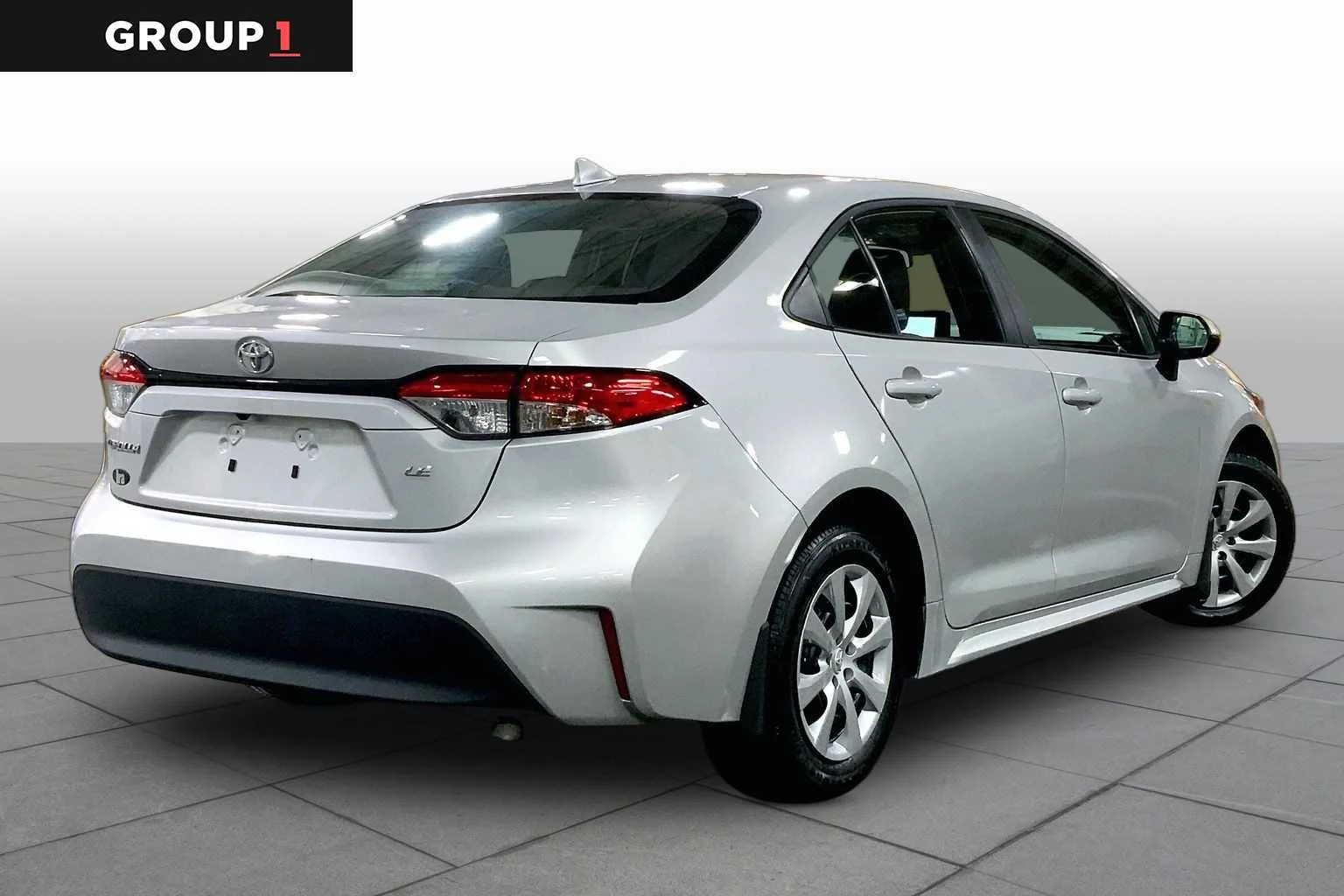 Used 2025 Classic Silver Metallic Toyota LE image 13