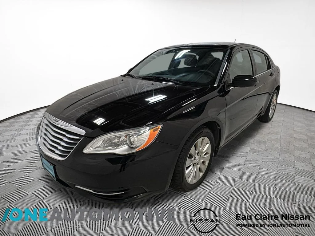 2013 Chrysler 200 LX