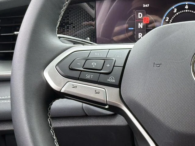 New 2026 White Volkswagen 2.0T SE image 10