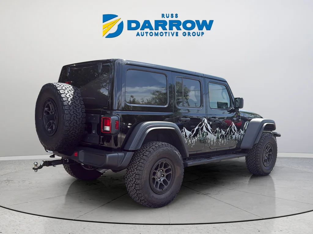 Used 2023 Black Jeep High Tide image 5