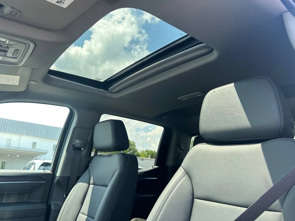 New 2026 Onyx Black GMC SLT image 22