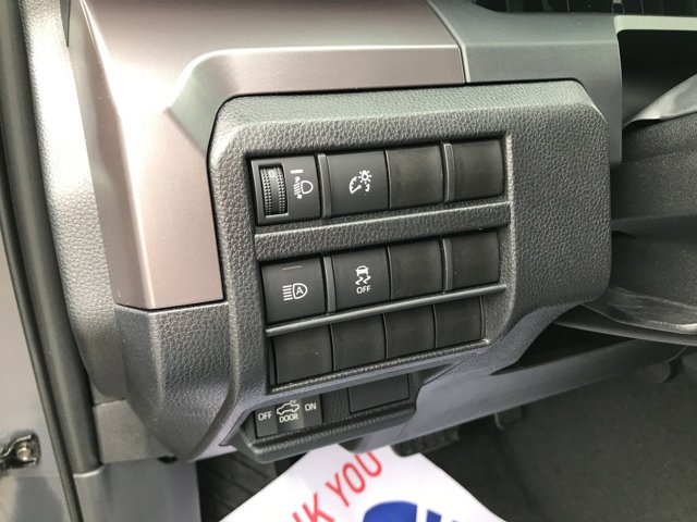 2026 Toyota Tacoma SR5 - Photo 13
