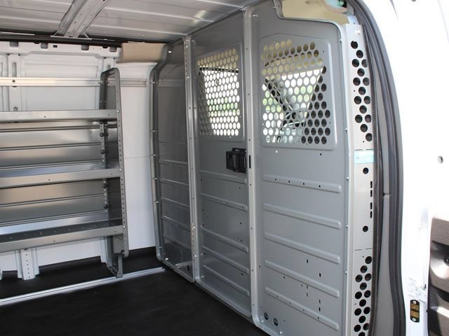 2025 Chevrolet Express Cargo Work Van - Photo 20