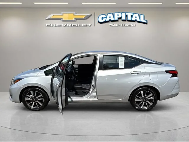 Used 2025  Nissan SV image 13