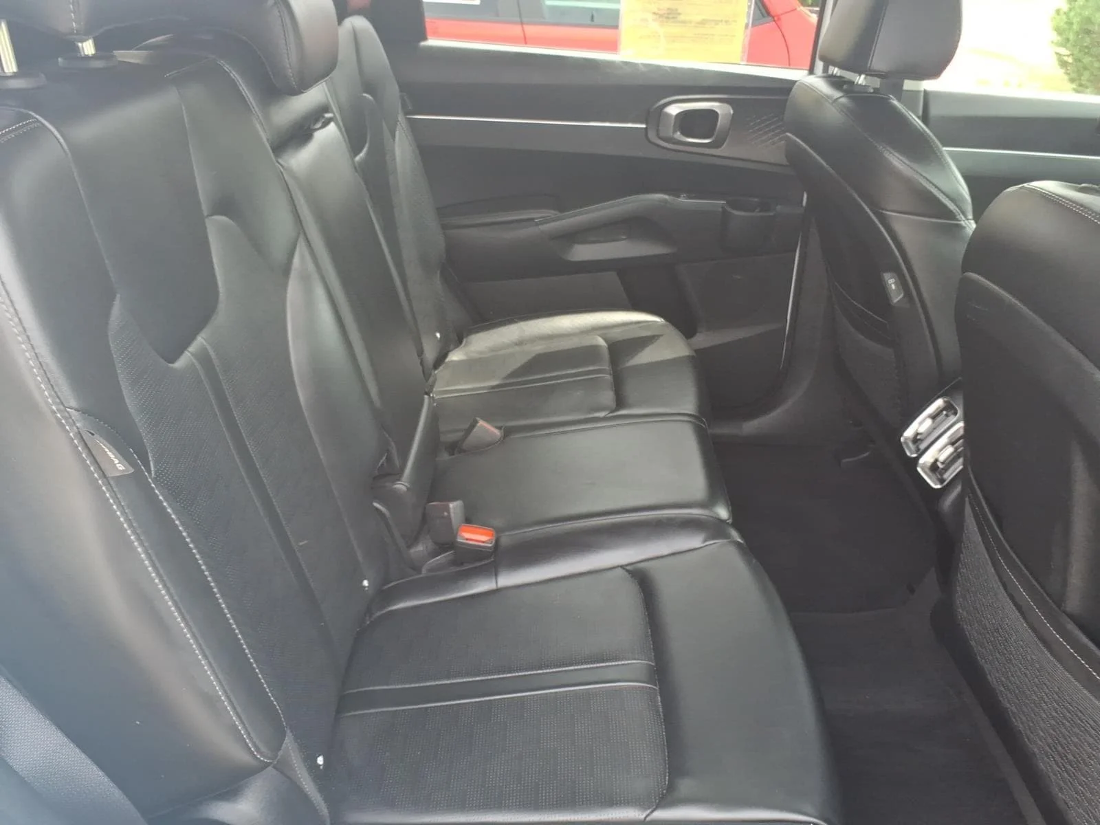 Used 2024 White Pearl Kia S image 17