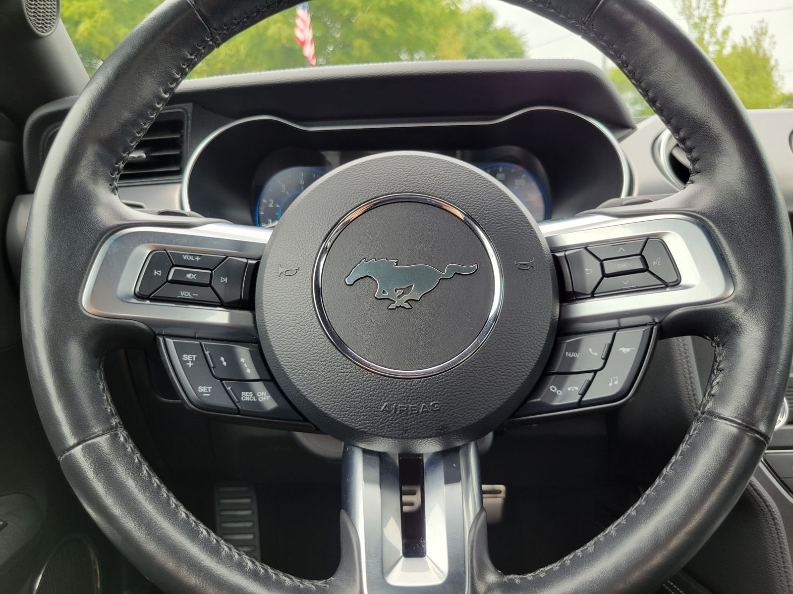Used 2022 White Ford EcoBoost Premium image 14