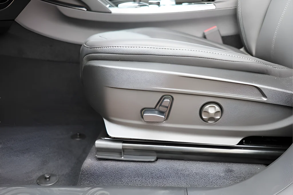 2026 Alfa Romeo Stelvio Base - Photo 18