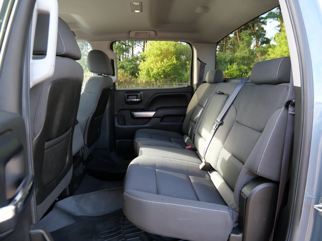 Used 2015 Gray Chevrolet LT image 19