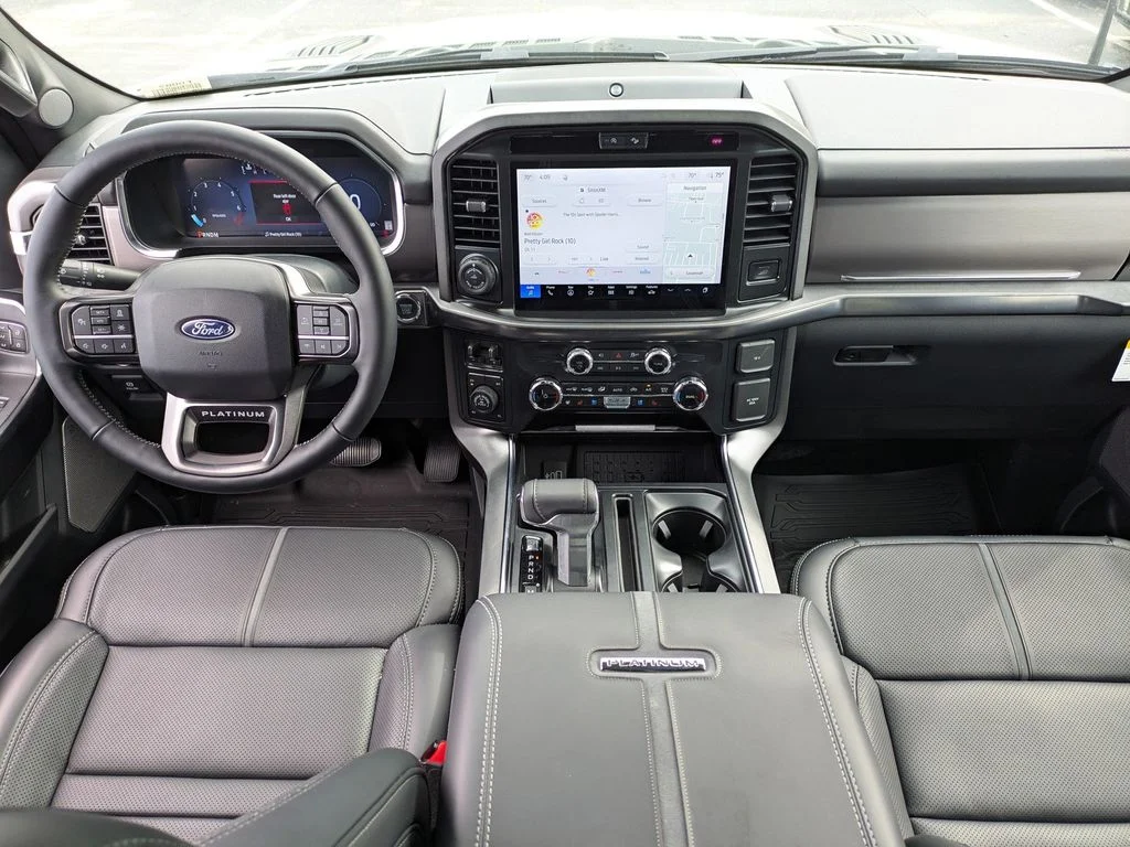 New 2026 Star White Metallic Tri-Coat Ford Platinum image 17