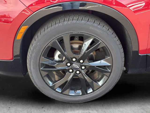 Used 2019 Red Chevrolet RS image 32