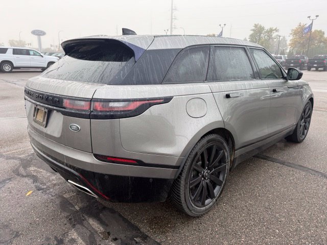 Used 2018  Land Rover SE R-Dynamic image 10