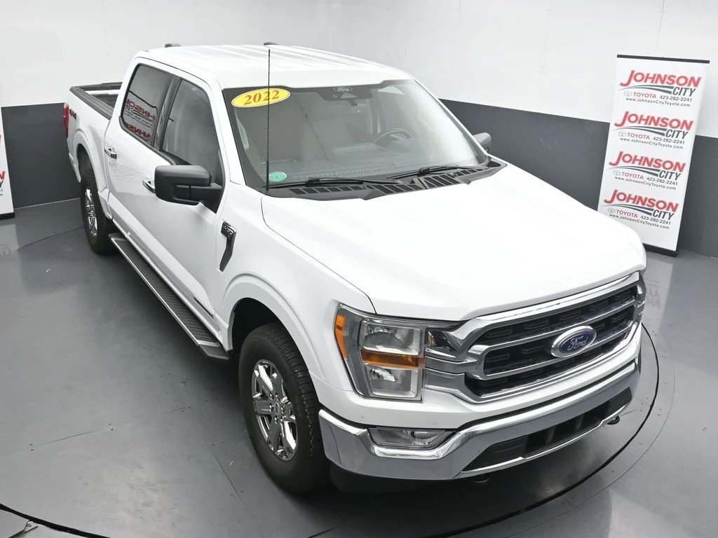Used 2022 White Ford XLT image 24