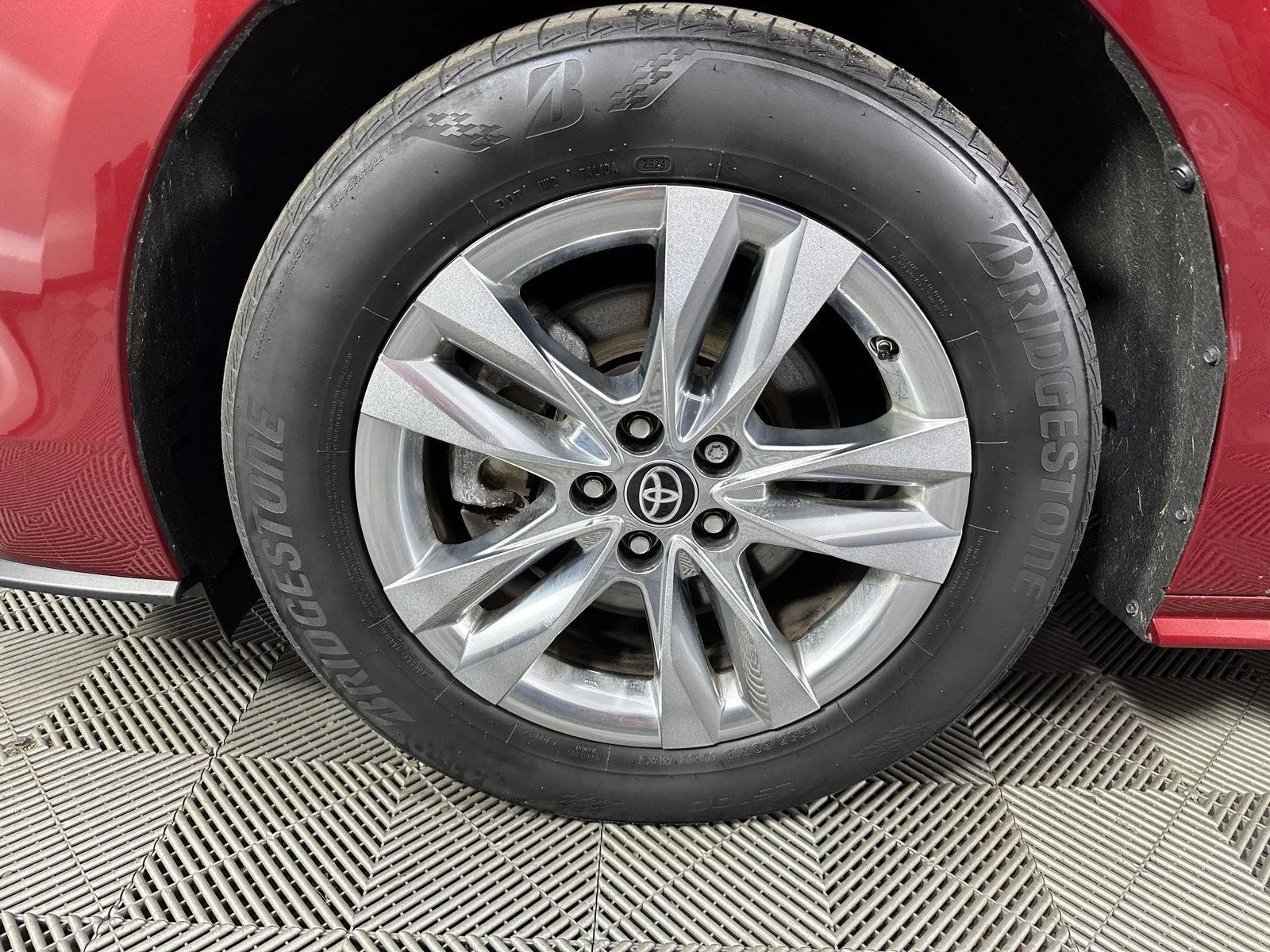 Used 2024 Ruby Flare Pearl Toyota XLE image 11