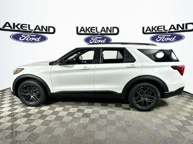 New 2026 Ford Explorer ST-Line