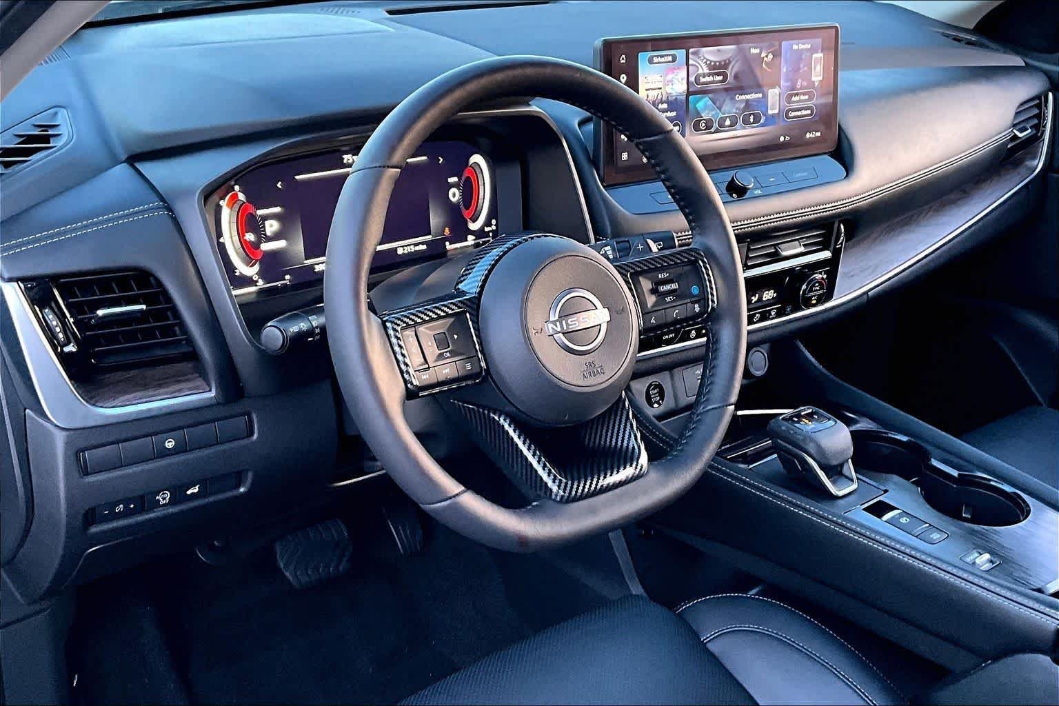 Used 2024 Boulder Gray Pearl Nissan Platinum image 18