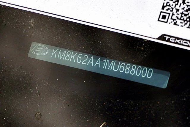 Used 2021 Black Hyundai SEL Plus image 33