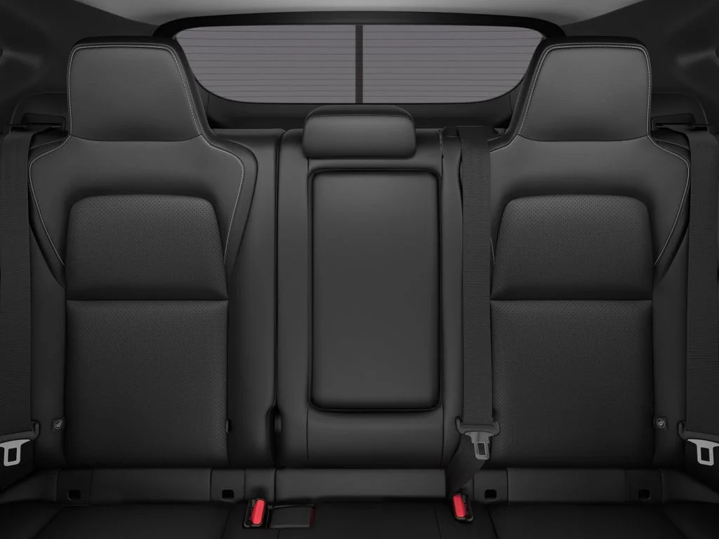 New 2027 Everest White Pearl TriCoat Nissan Dark Armor image 17