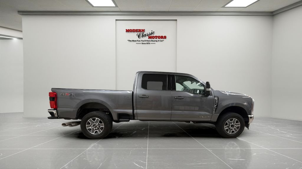 Used 2024 Gray Ford Lariat image 6