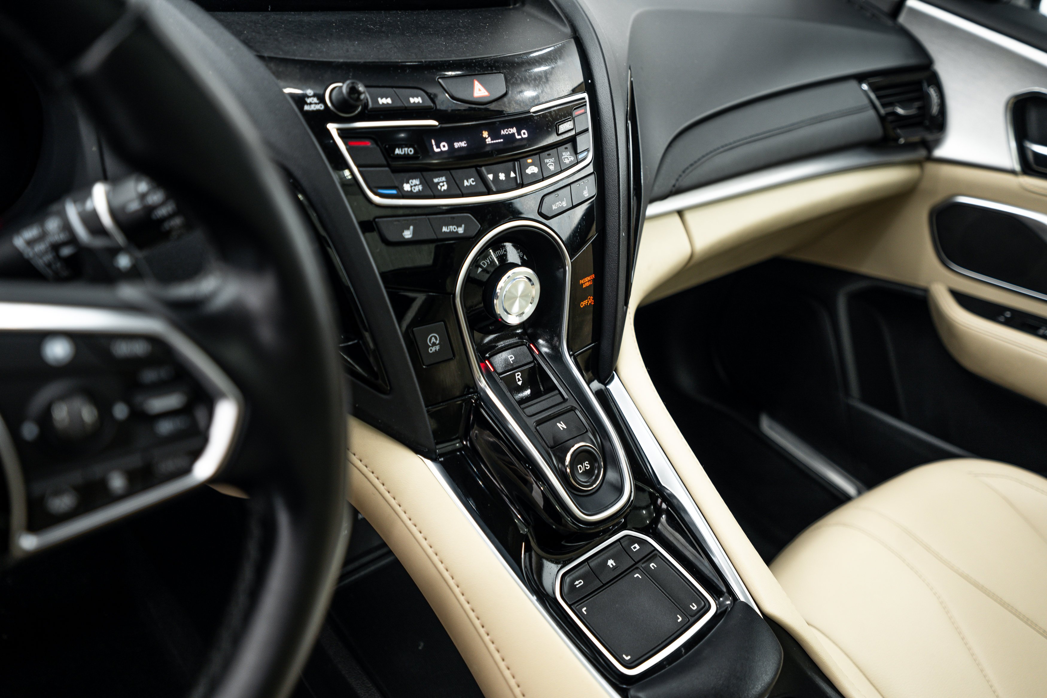 Used 2021 Platinum White Pearl Acura  image 11