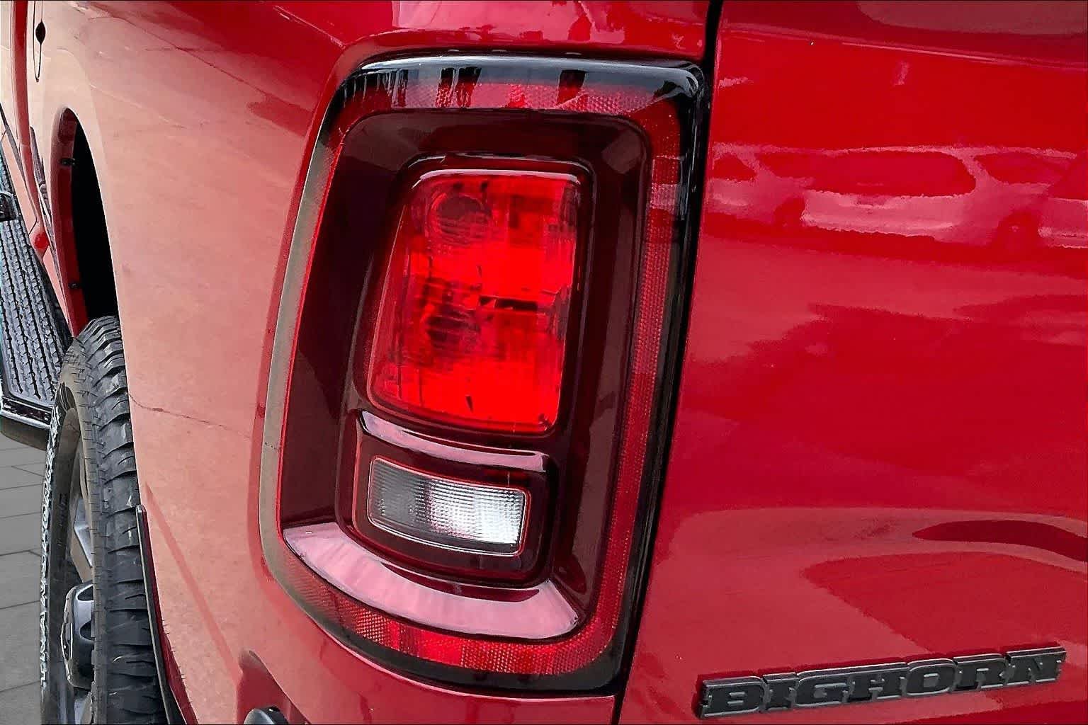 New 2026 Molten Red Pearl-Coat Exterior Paint RAM Big Horn image 14
