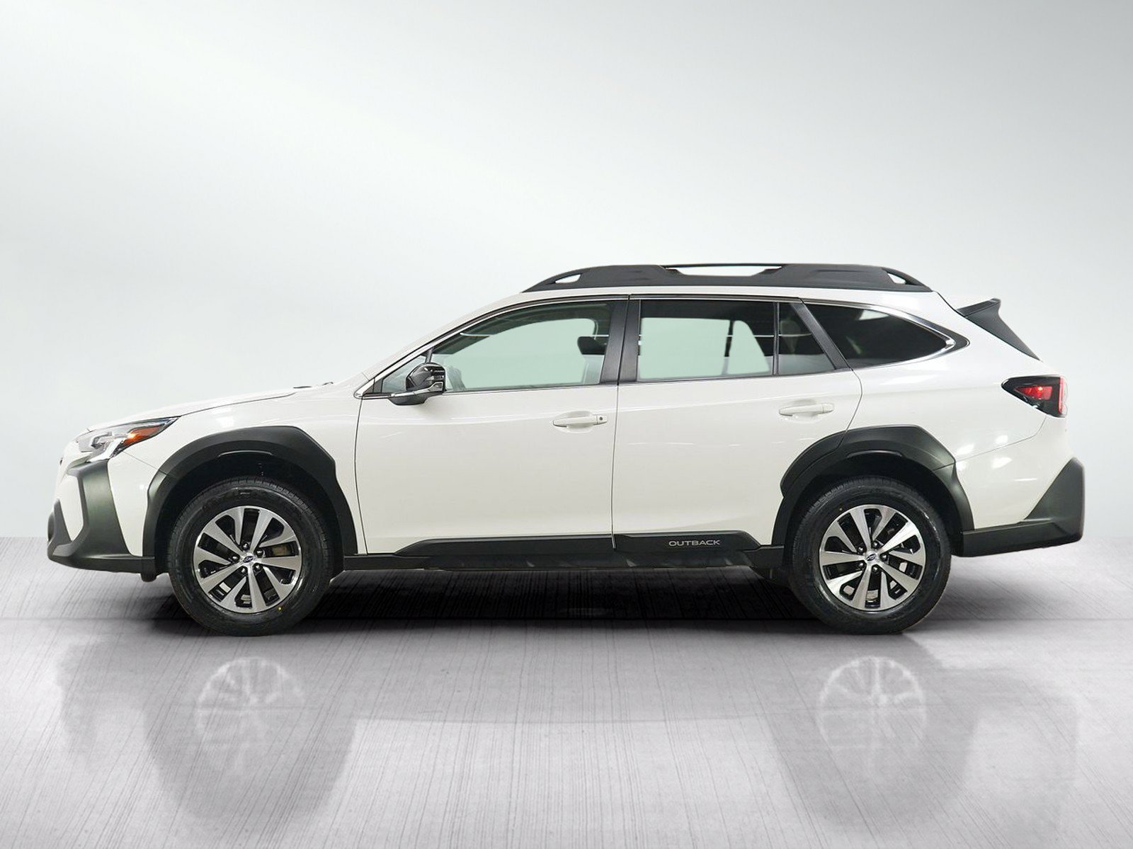 Used 2024 Subaru Outback Premium with VIN 4S4BTADCXR3300811 for sale in Burnsville, Minnesota